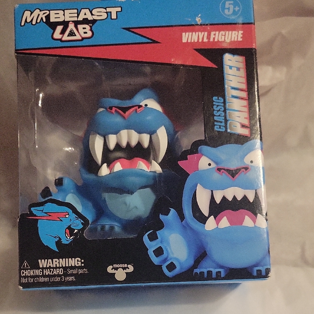 MR BEAST LAB Blue Panther Vinyl Figure AGE 5+